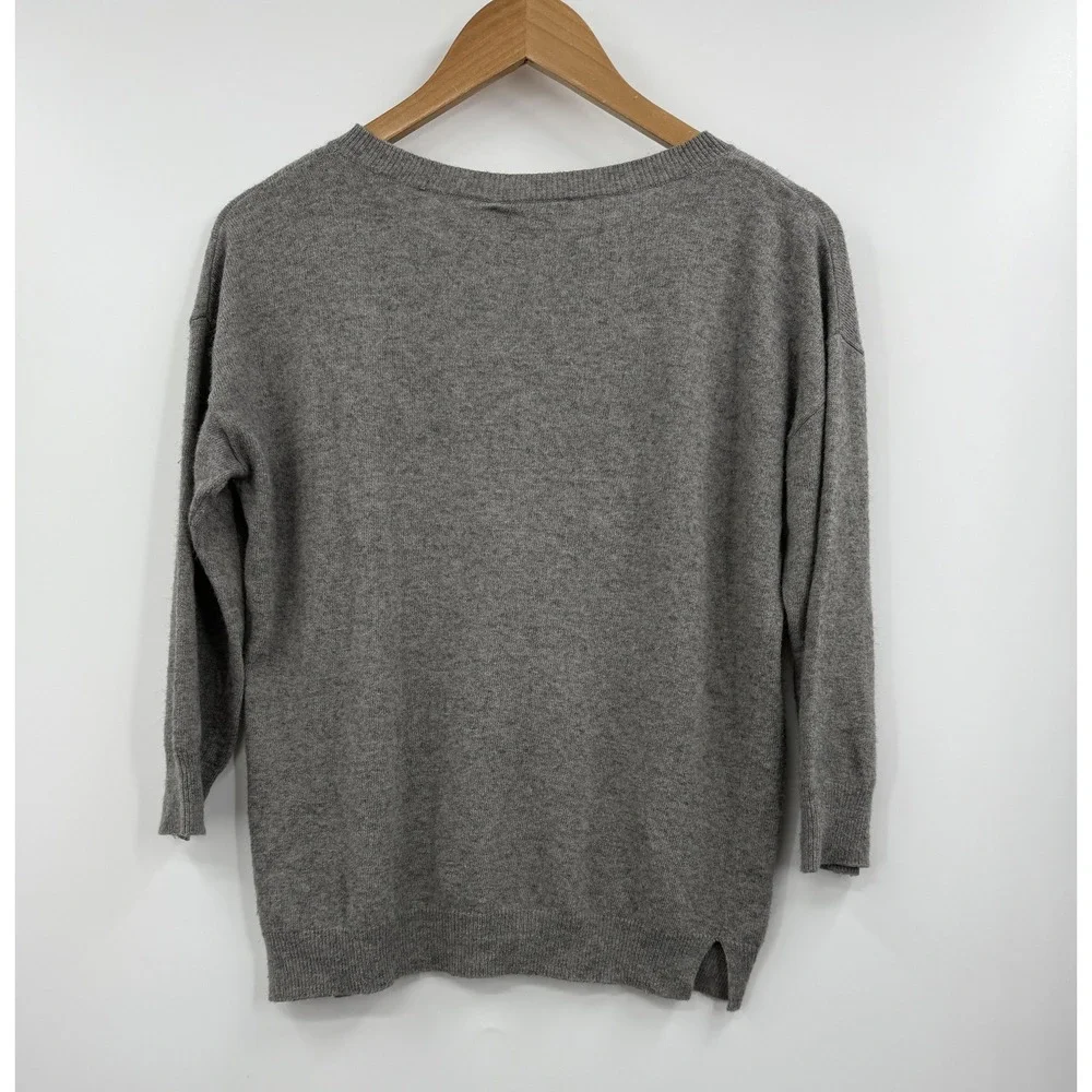 J.Crew‎ Gray Arrow Embroidered 3/4 Sleeve Crew Neck Sweater Casual Top